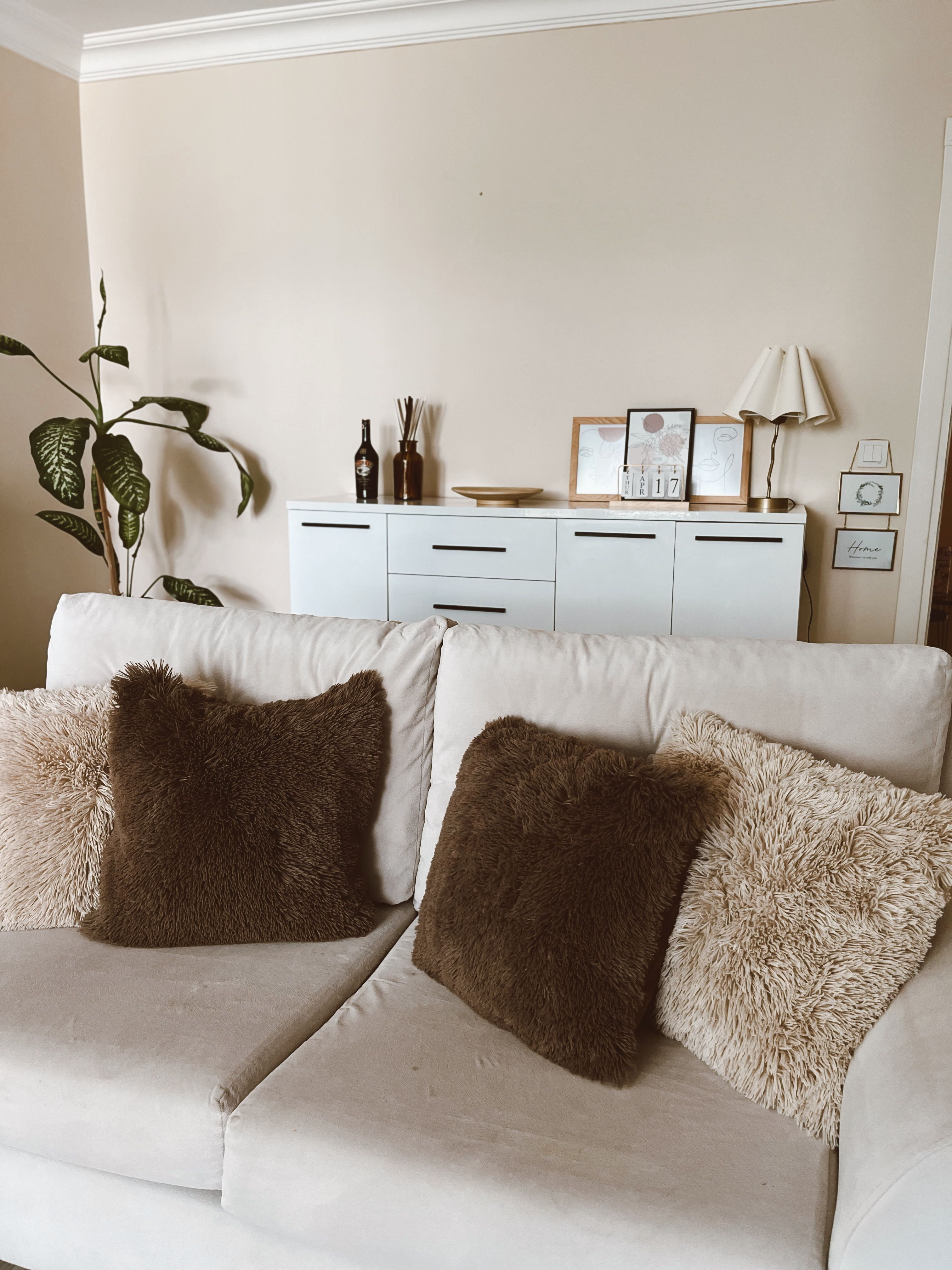 Warm, welcoming London home interior